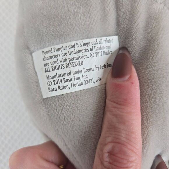 Gray Pound Puppies Huggable Plush Dog Toy Puppy Long Ears Tag - Picture 7 of 7